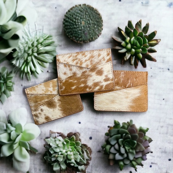 Cowhide Mini Wallet - Picture 2 of 5